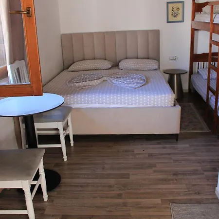 Drurit Arber Dauti Apartment Durres